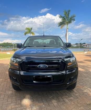 FORD RANGER 2.2 XLS 4X4 CD 16V DIESEL 4P AUTOMÁTICO FORD RANGER 2.2 XLS 4X4 CD 16V DIESEL 4P AUTOMÁTICO